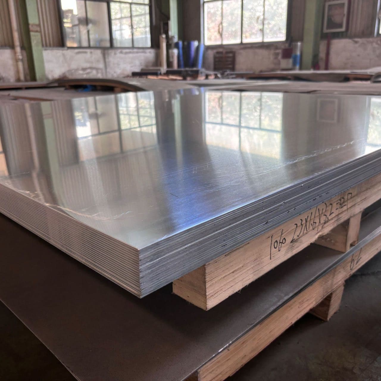 ALUMINUM SHEET-24 GAUGE, W-4 feet, Best Quality