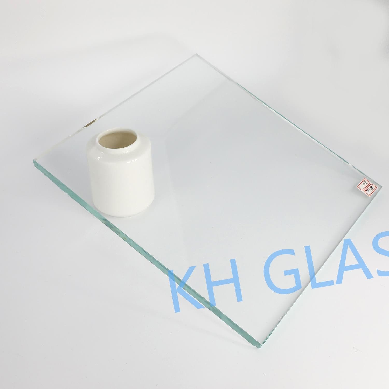GLASS WHITE 42 X 84 INC 5 MM